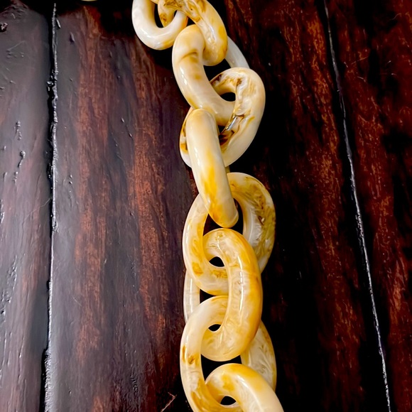 Link Necklace - Picture 5 of 6